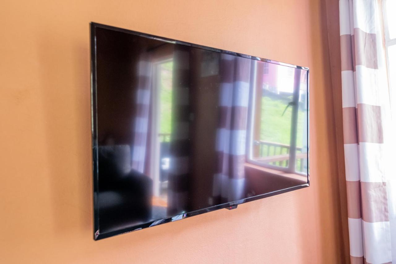 קינגסטאון Golden Palms Apartment מראה חיצוני תמונה