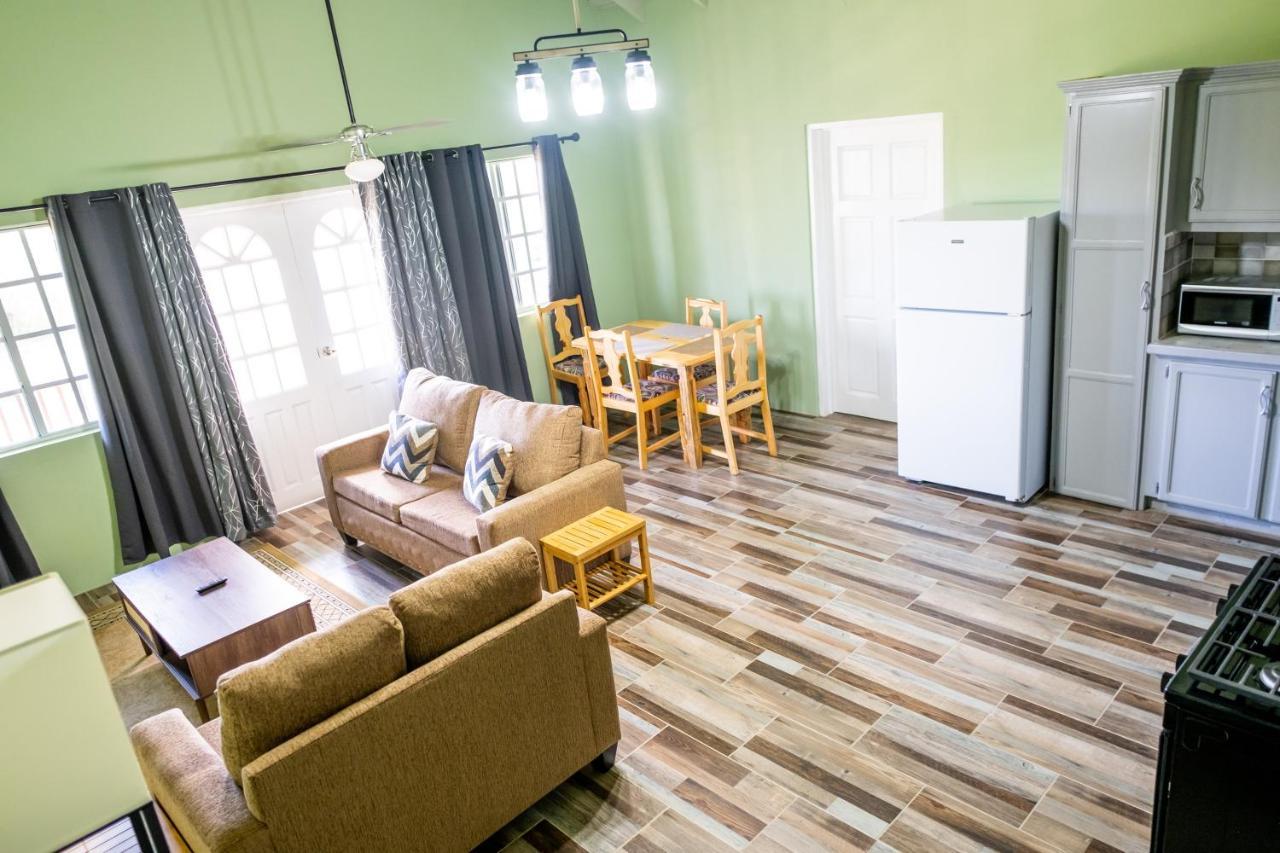 קינגסטאון Golden Palms Apartment מראה חיצוני תמונה